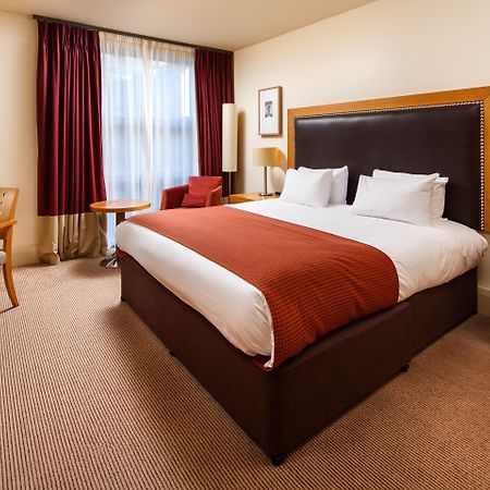 Holiday Inn Dumfries By Ihg Exterior photo