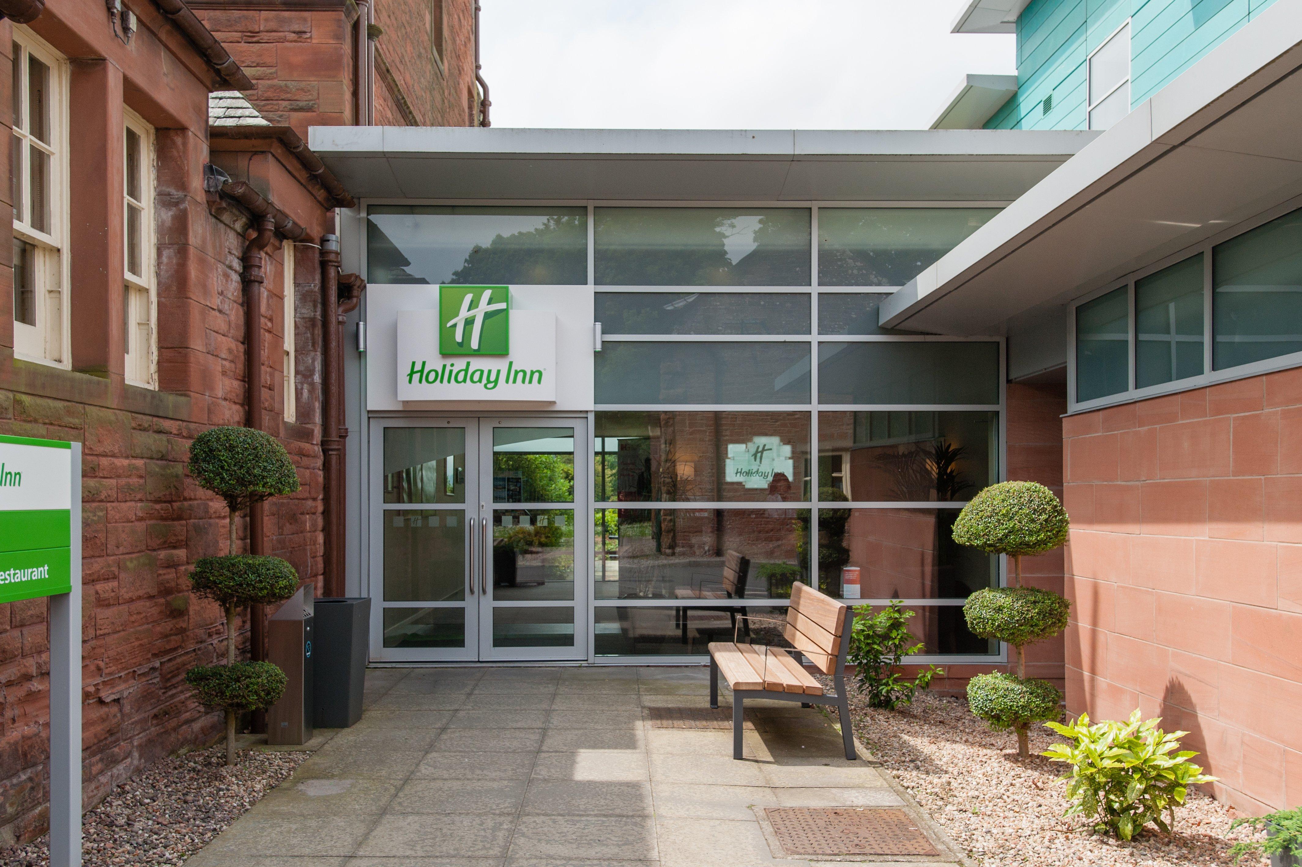 Holiday Inn Dumfries By Ihg Exterior photo