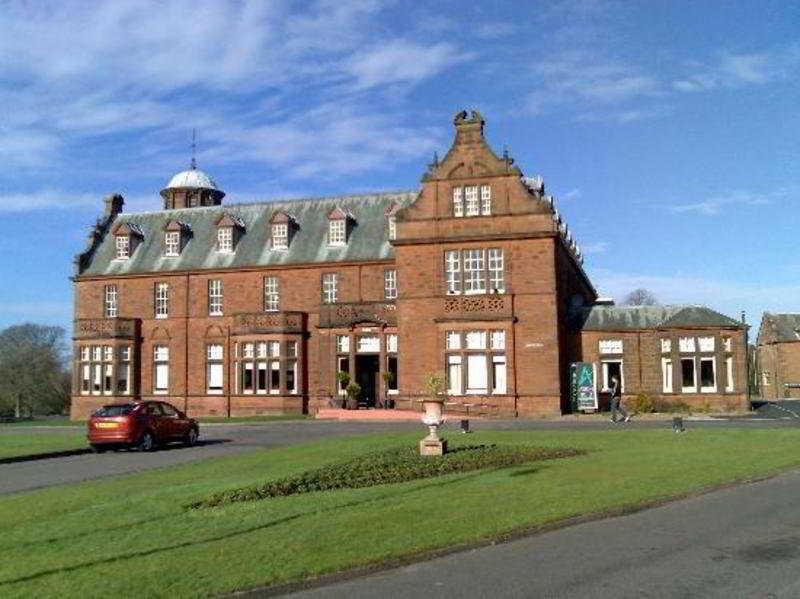 Holiday Inn Dumfries By Ihg Exterior photo
