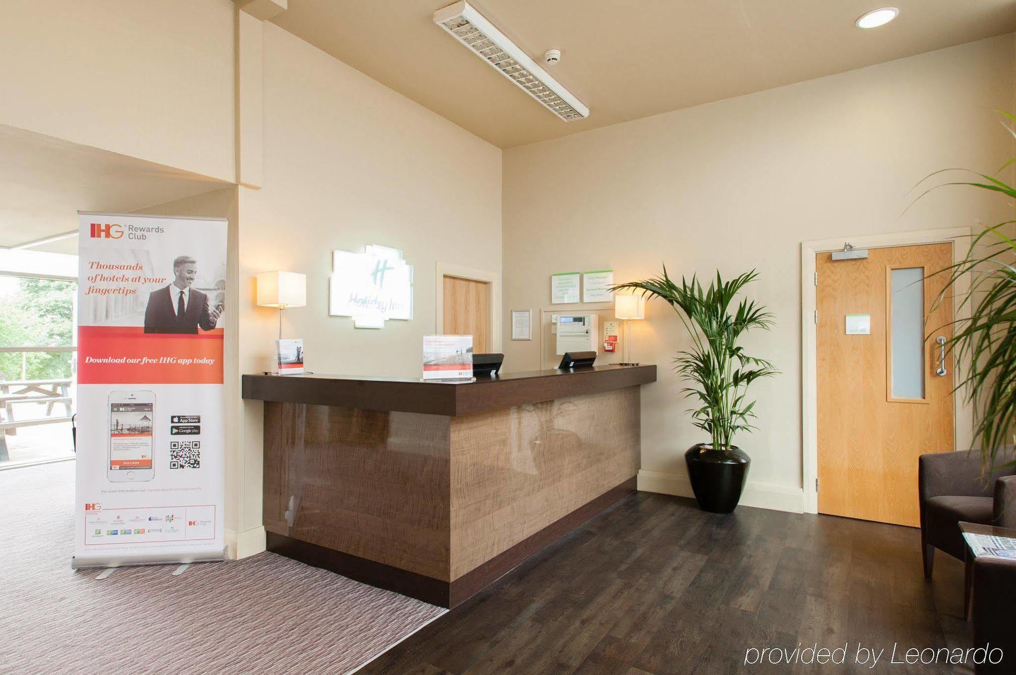 Holiday Inn Dumfries By Ihg Exterior photo